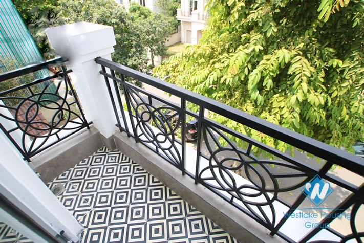 Beautiful villa for rent in Vinhomes Riverside, Hanoi